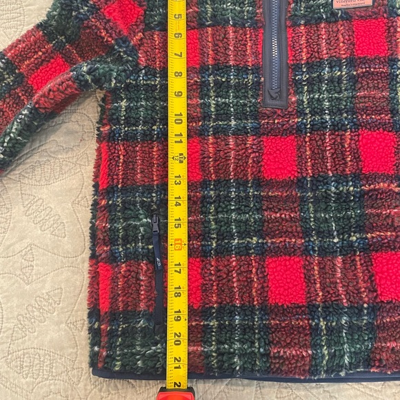 NWT Vineyard Vines kids size large (14) half zip fleece pull over. - Picture 5 of 7